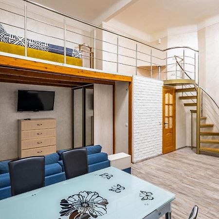 Apartment On Kovzhuna Street إلفيف المظهر الخارجي الصورة