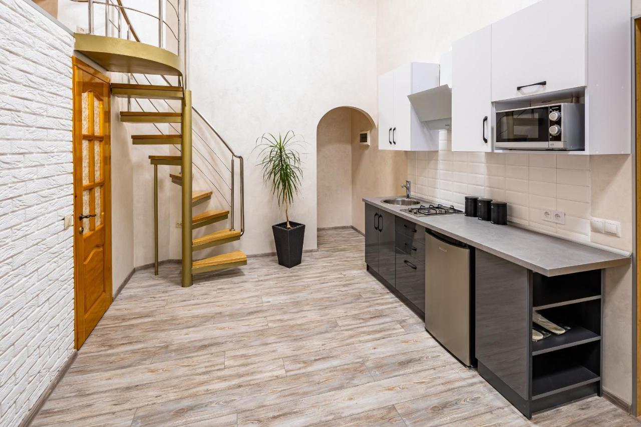 Apartment On Kovzhuna Street إلفيف المظهر الخارجي الصورة