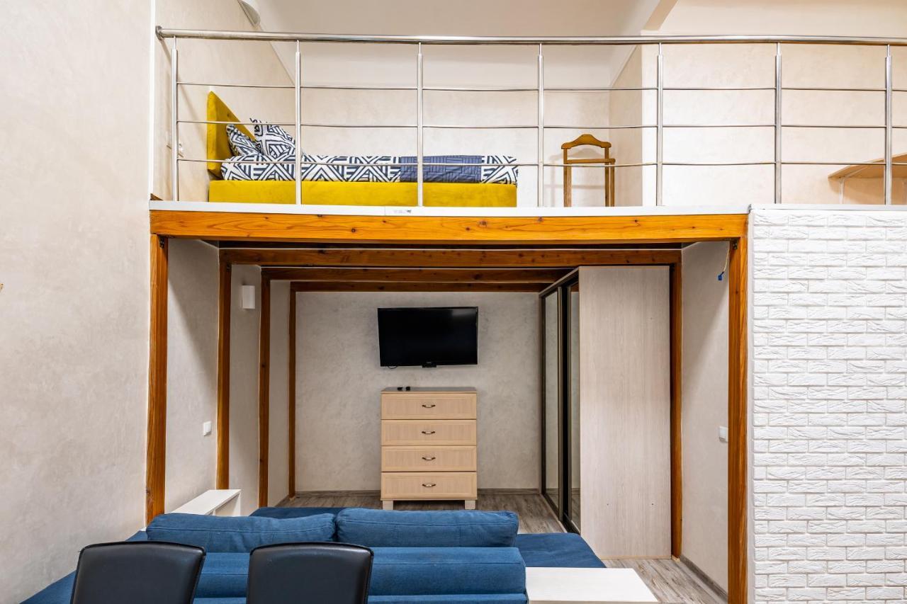 Apartment On Kovzhuna Street إلفيف المظهر الخارجي الصورة